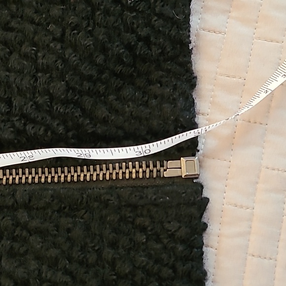 Wool boucle cape LG to 2X - Picture 9 of 9